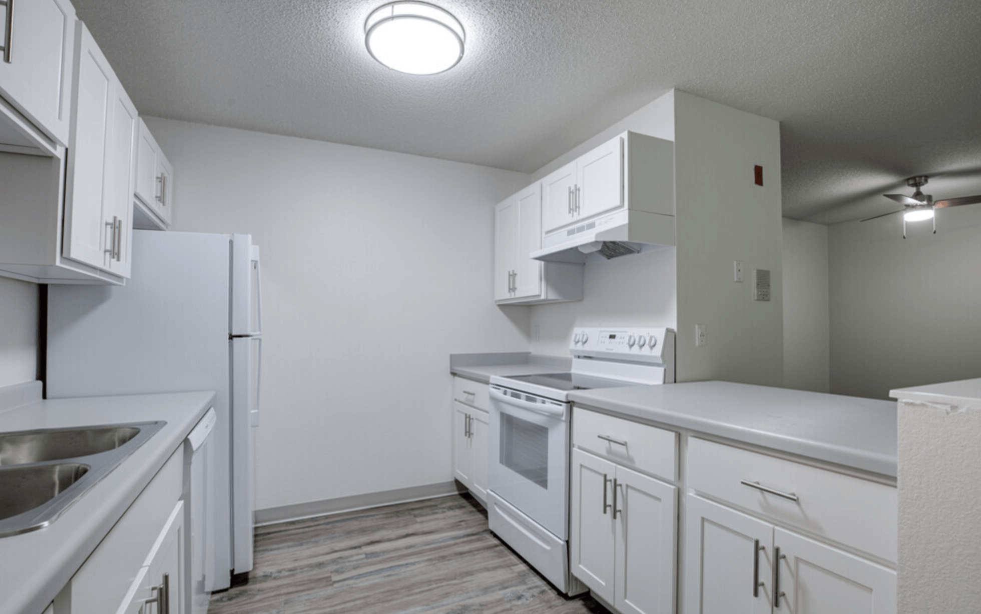 River Place Apartments Modern & Cozy